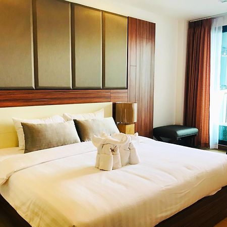 The Astra Suites Chiang Mai Esterno foto