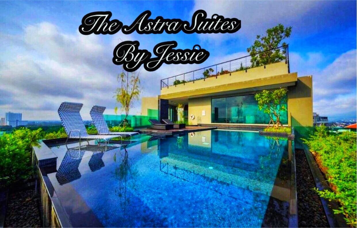 The Astra Suites Chiang Mai Esterno foto