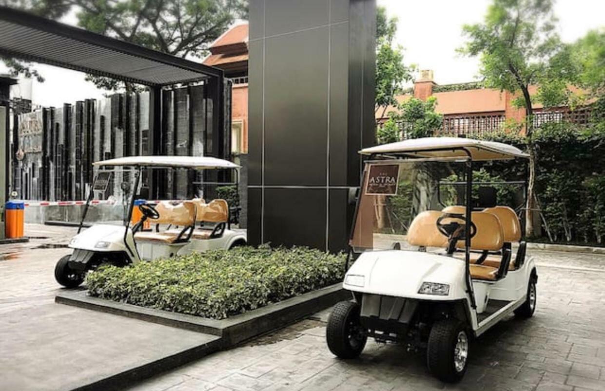 The Astra Suites Chiang Mai Esterno foto
